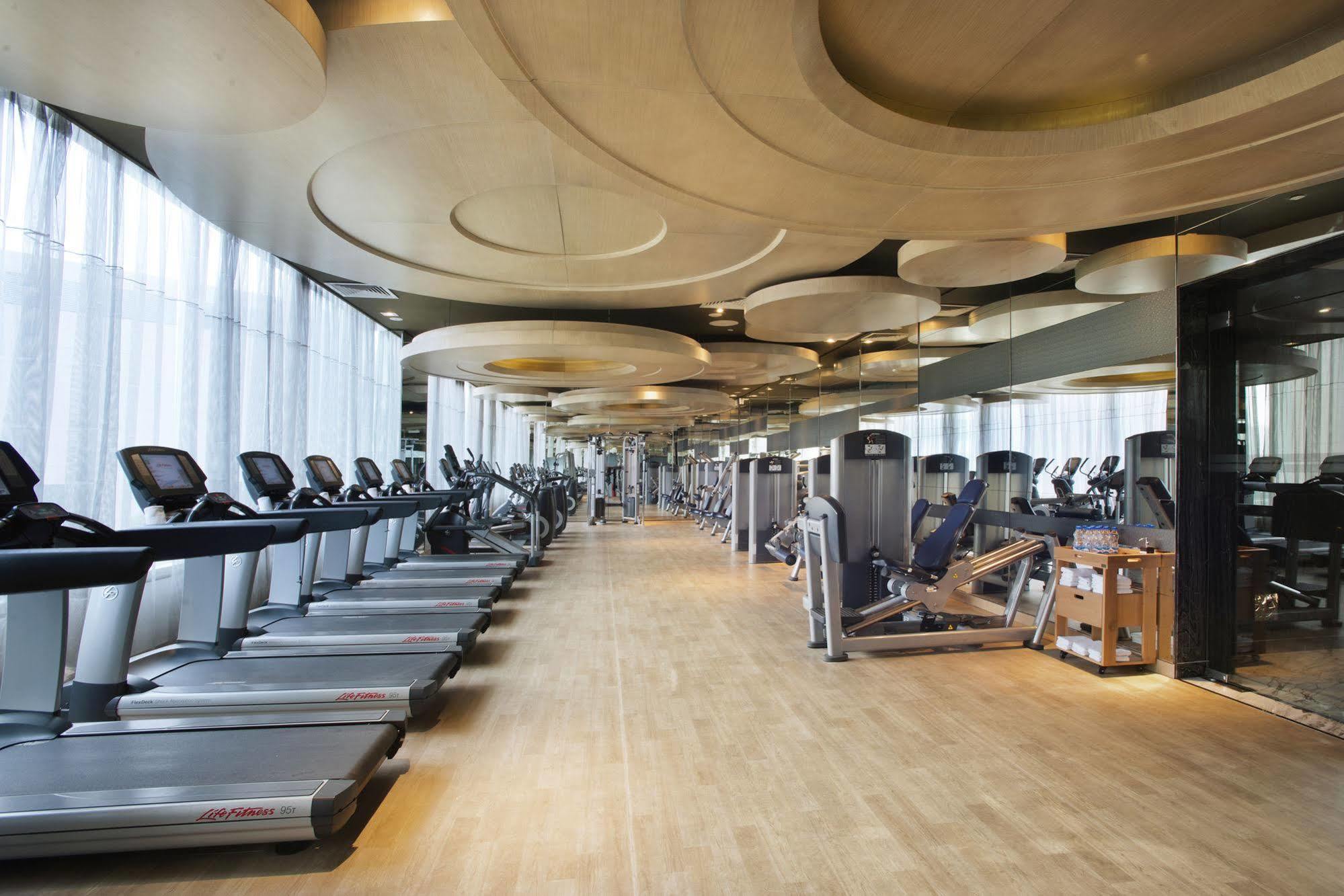 Hyatt Regency Gurgaon Hotel Bagian luar foto